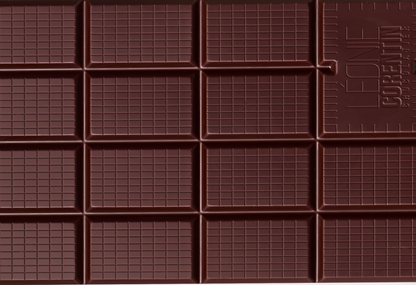 Peru 75 % – Détail der Praline, Léonie Corentin Chocolatier
