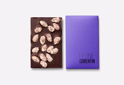 Mandel Dunkle Schokolade – Handgefertigte Schokolade von Léonie Corentin Chocolatier Hamburg